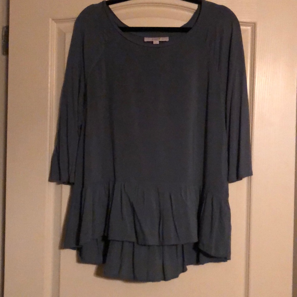 ⭐️PRICE REDUCED!⭐️ LOFT peplum blouse